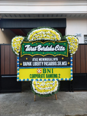 Papan Bunga Duka di Putussibau Selatan