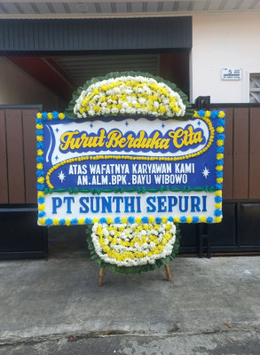 Papan Bunga Duka di Putussibau Selatan