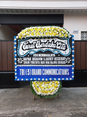 Papan Bunga Duka di Putussibau Selatan